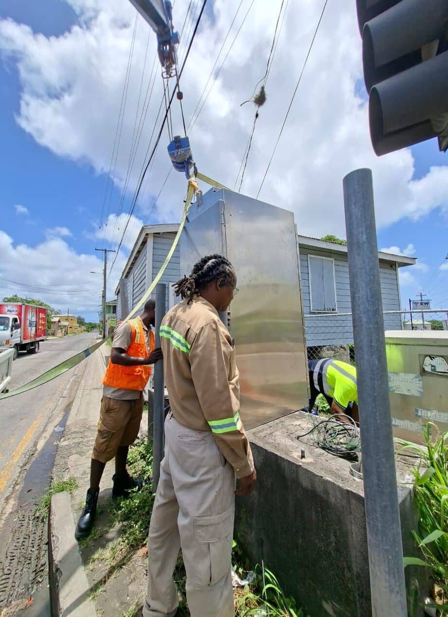 PHOTOS: Traffic Light Department Upgrades Signal Infrastructure at Key Intersections