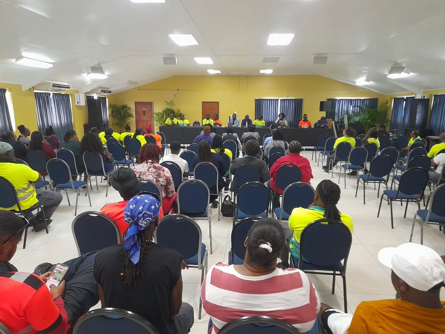Port Workers Unite Under Single Union Representation