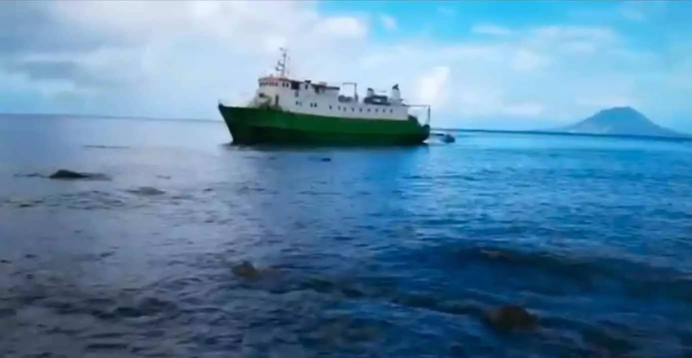 Cargo Vessel MV Addie K Runs Aground Near St Kitts