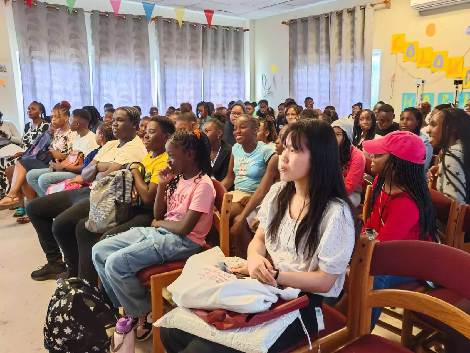 Chinese Cultural Education Session Engages Summer Camp Students at National Library