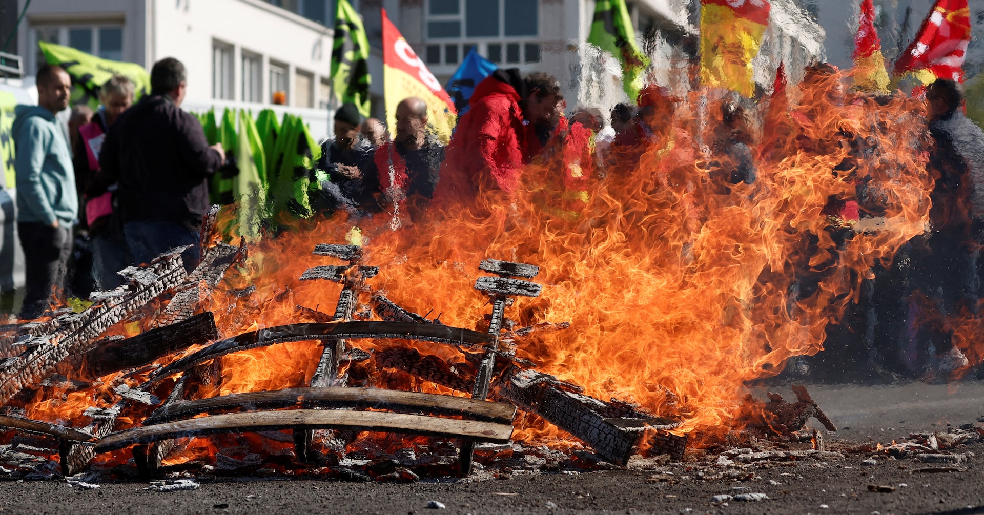 French unions strike against austerity, pressuring Macron