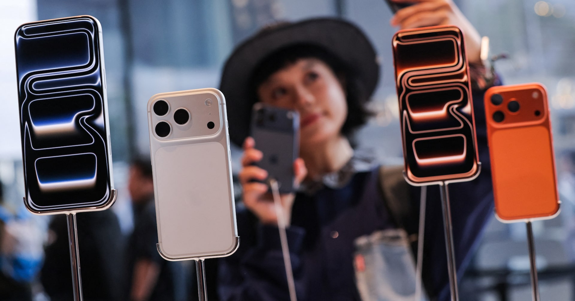 Apple’s iPhone 17 launch draws hundreds in long queue at its Beijing store