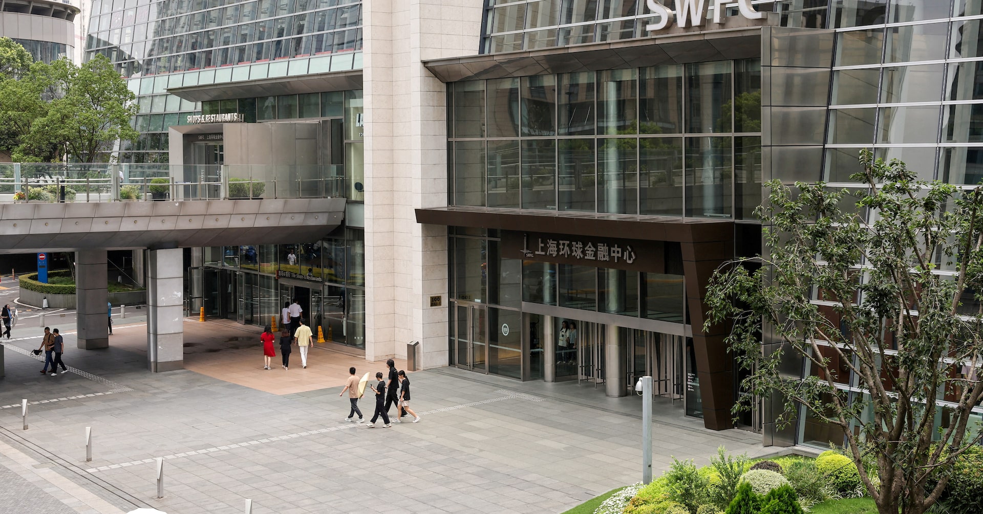 US wins release of Wells Fargo banker barred from leaving China, sources say