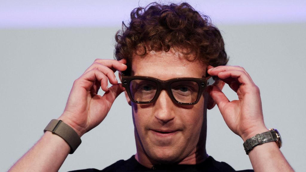 Facebook owner unveils new AI-powered smart glasses