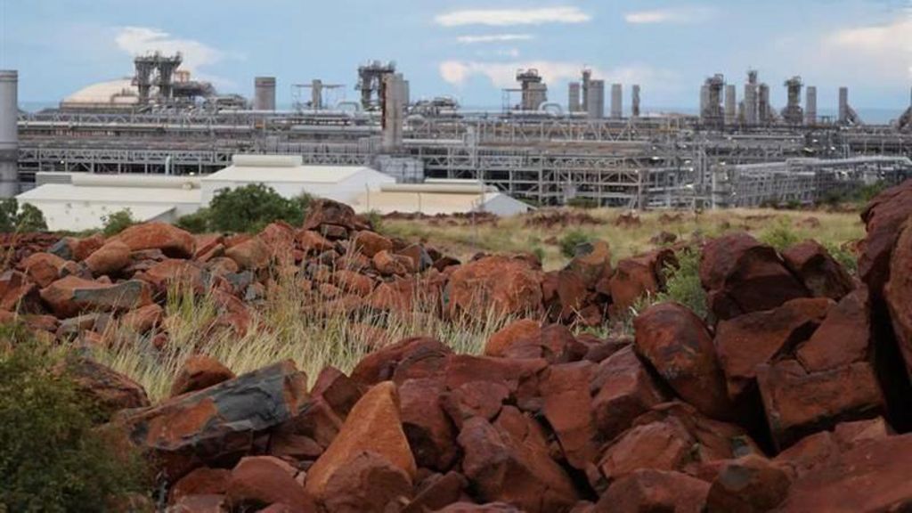 Major Australian gas project extended until 2070