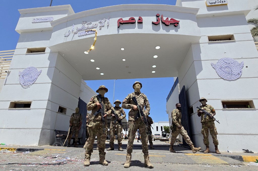 Libya: Tripoli in dangerous standoff as PM set on reining in last opponents in the west