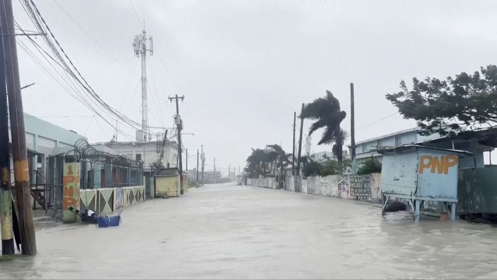 Floods hit Jamaica as Hurricane Melissa leaves trail of destruction