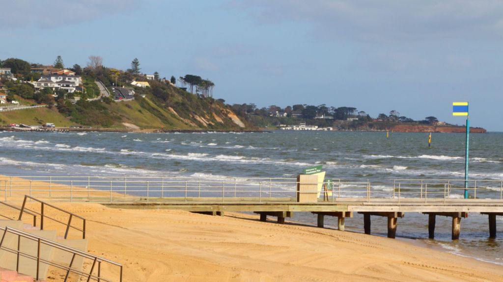 British man drowns in Australia after surfboard snaps in wild weather