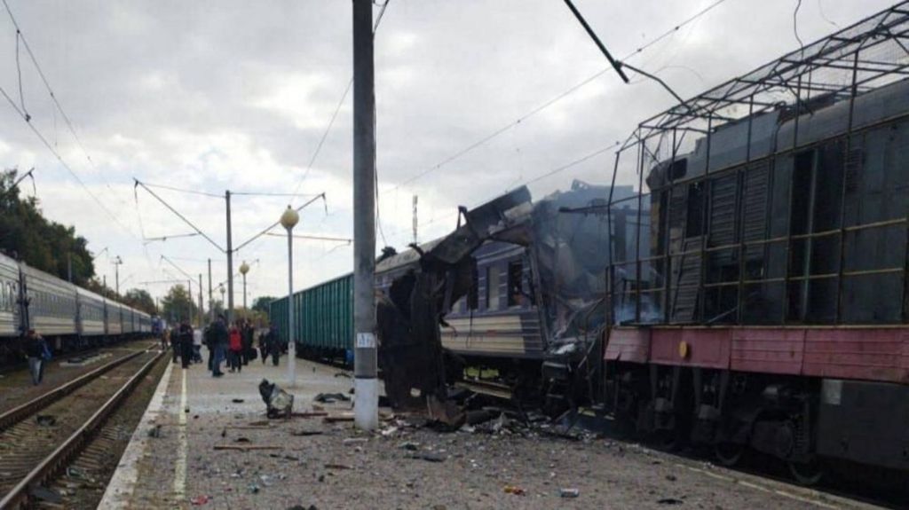 At least 30 injured in Russian strike on railway station, Zelensky says