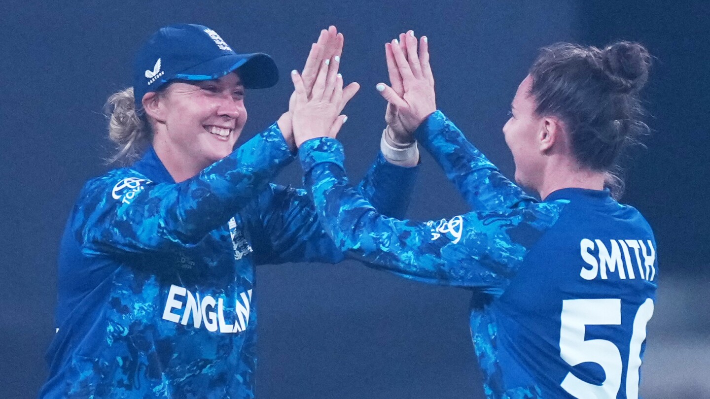 England reaches semifinals after surviving India’s thrilling run chase at Women’s Cricket World Cup