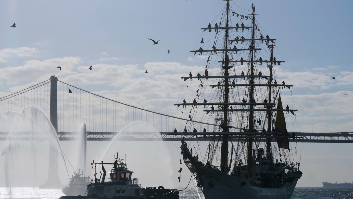 San Francisco’s Fleet Week goes on despite federal shutdown, with help from Canada and Colombia