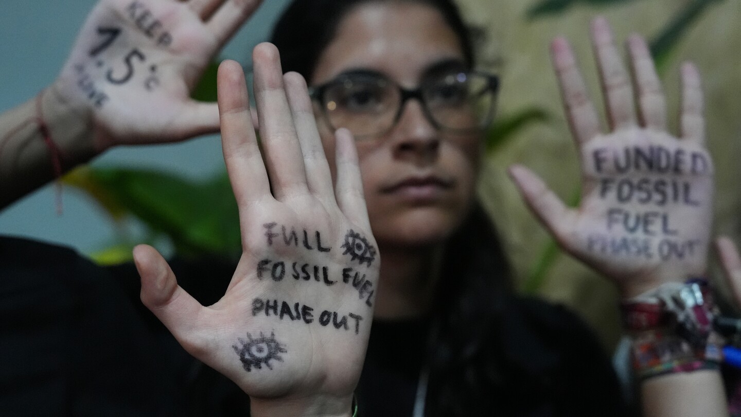 Negotiators at UN climate talks split over when and how to phaseout use oil, gas and coal