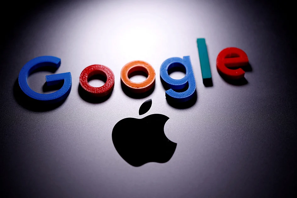 Singapore tells Apple and Google to clamp down on government spoofing