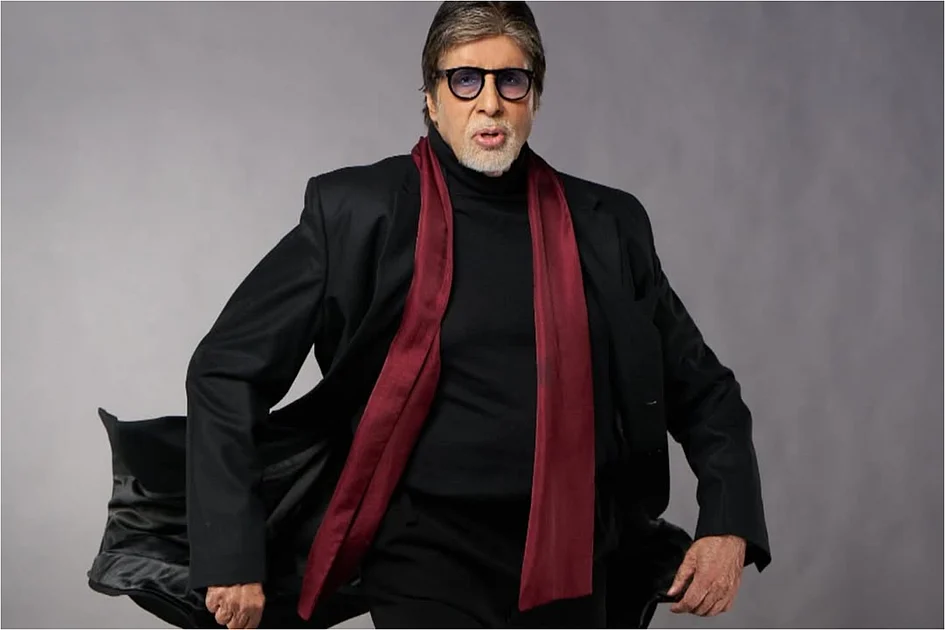 Amitabh Bachchan praises Indian women cricketers for World Cup win