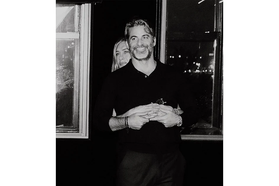 Jennifer Aniston confirms relationship with Jim Curtis