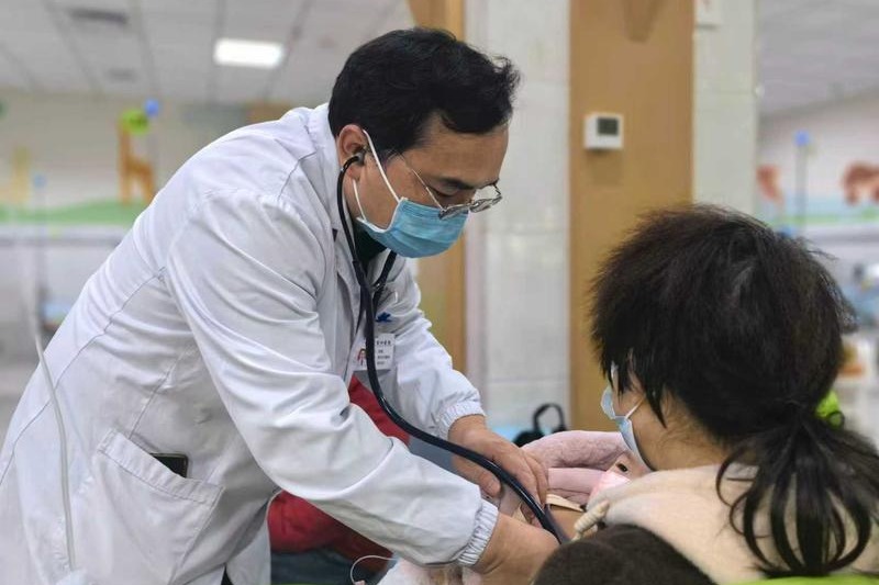 Flu cases fall to moderate level