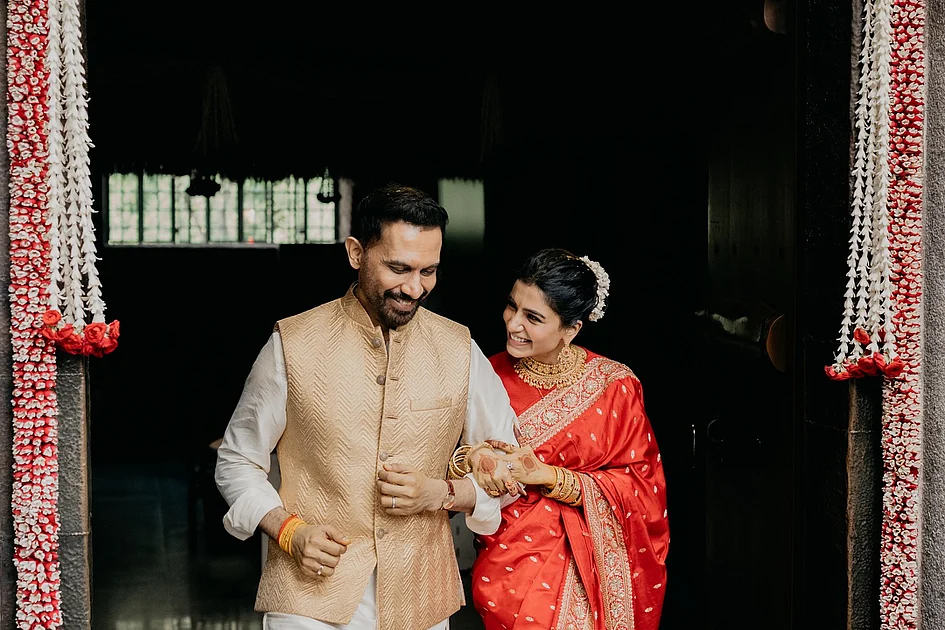 Look: Samantha Ruth Prabhu gets married to ‘The Family Man’ creator Raj Nidimoru