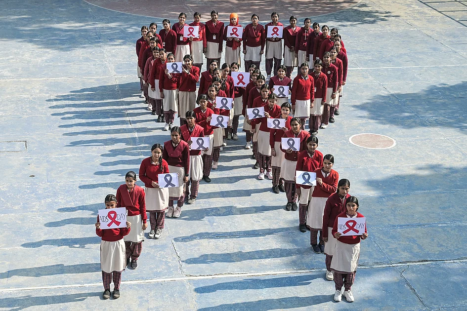 Groundbreaking HIV prevention shots begin in Africa