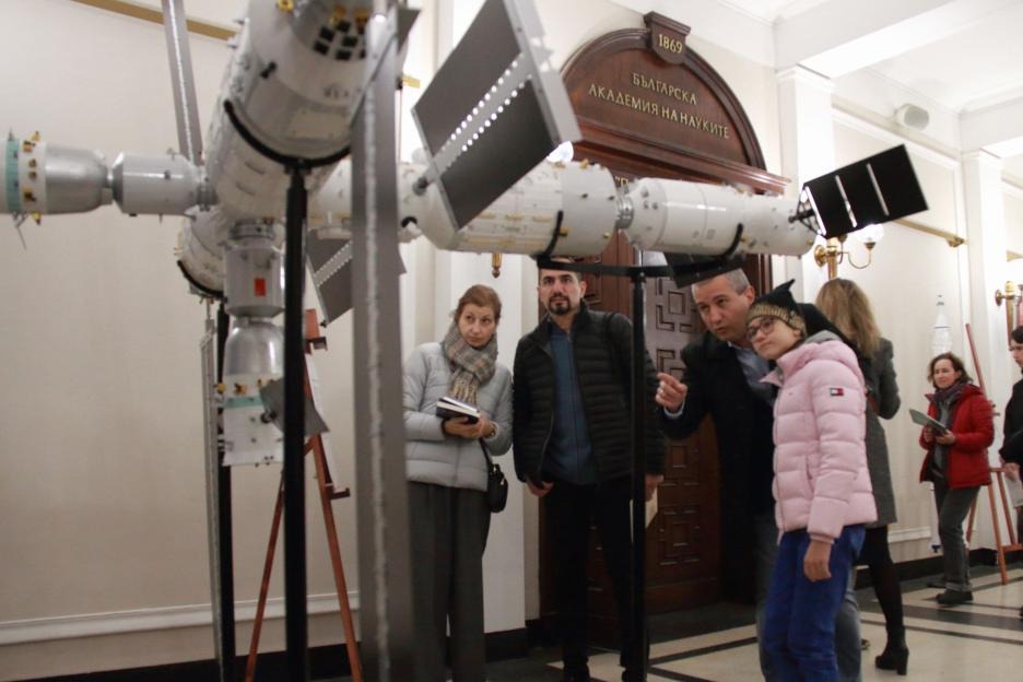 China’s first space documentary screened in Bulgaria