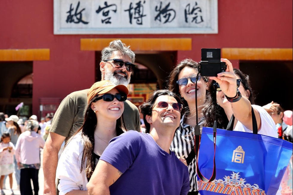 More Americans choose China as destination amid travel rebound