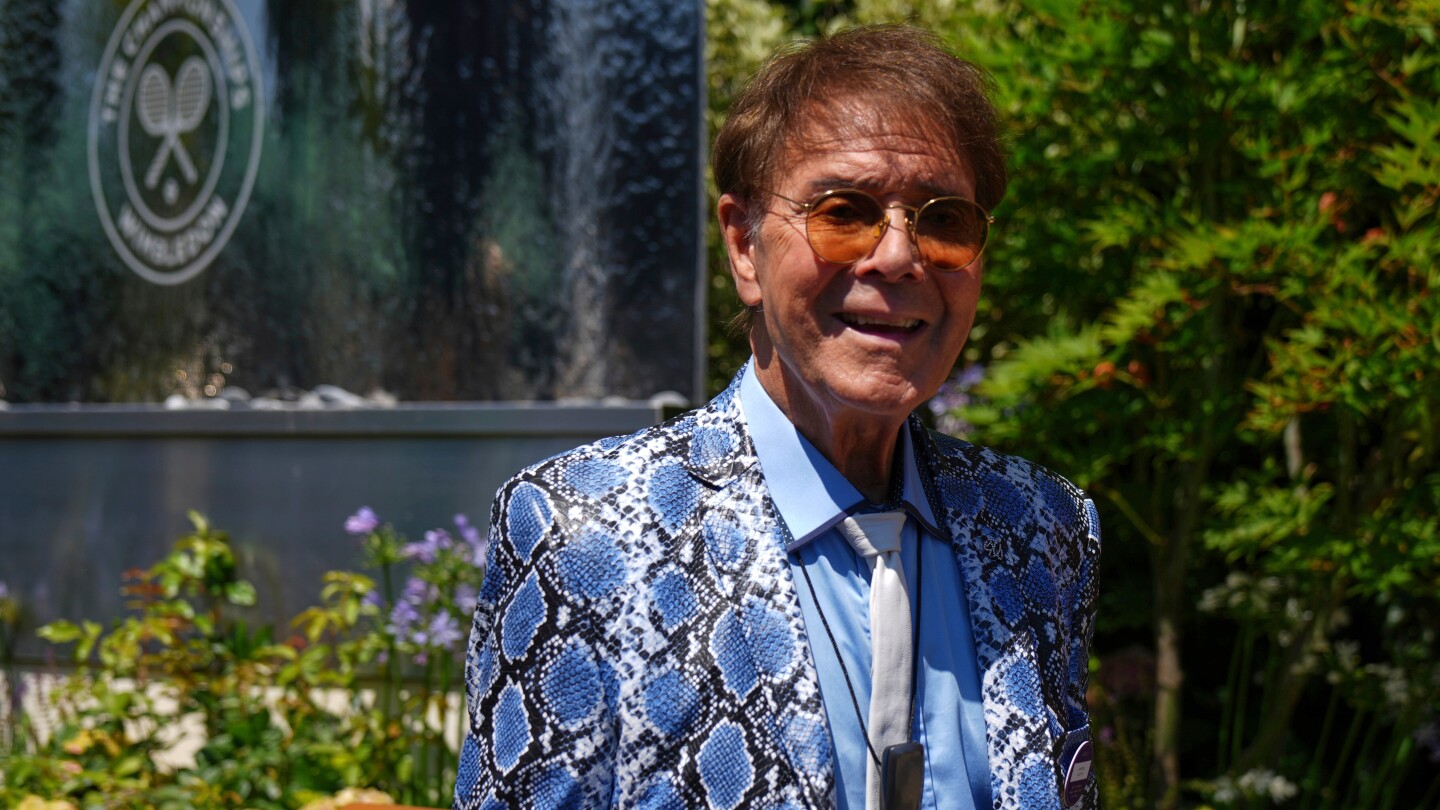 Singer Cliff Richard says he has been treated for prostate cancer