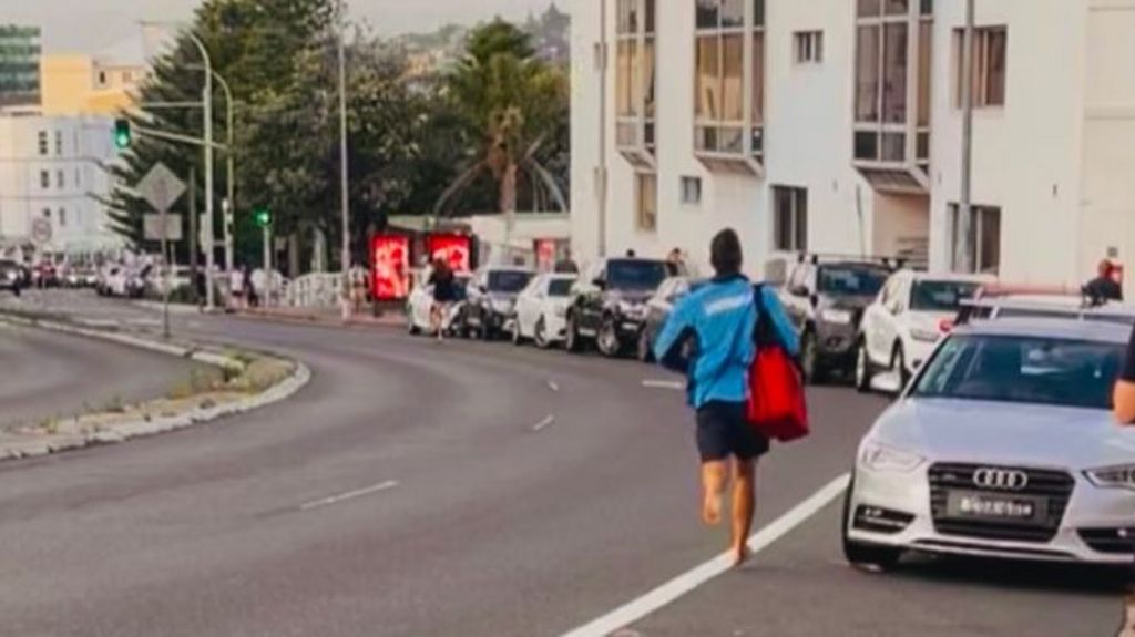 ‘She’s a superhero’: The acts of bravery as Bondi horror unfolded