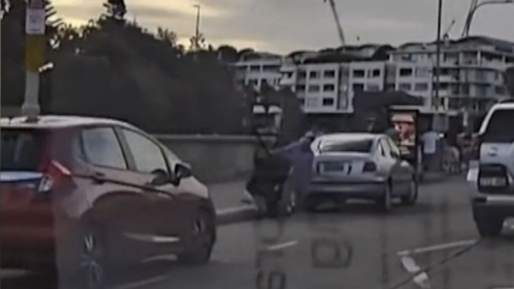 Dashcam video shows couple trying to stop gunman before being killed in Bondi attack