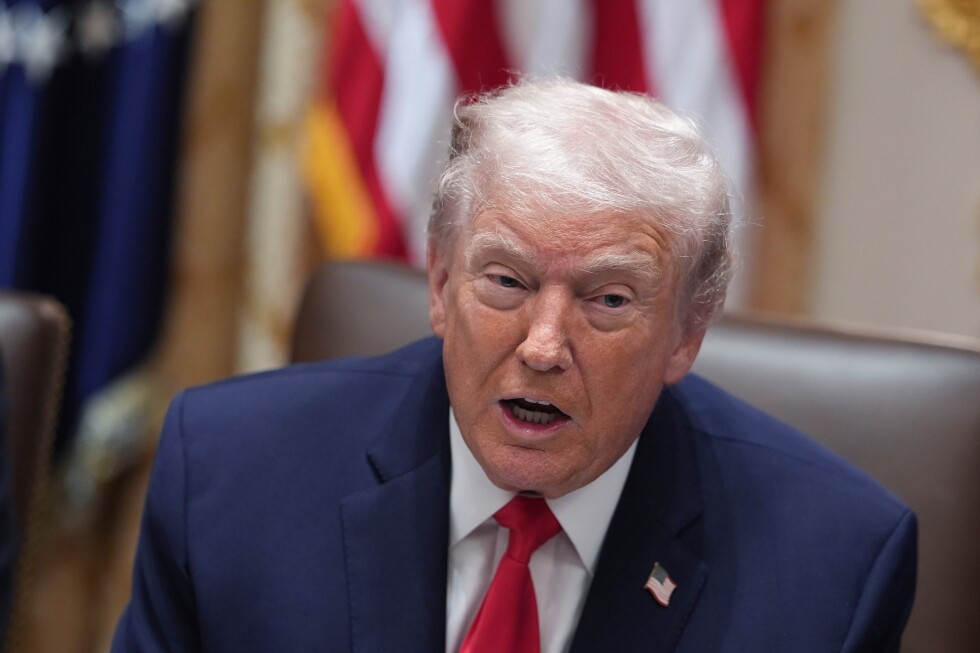 Trump says he’s instructed US officials to reopen Venezuelan airspace for commercial travel