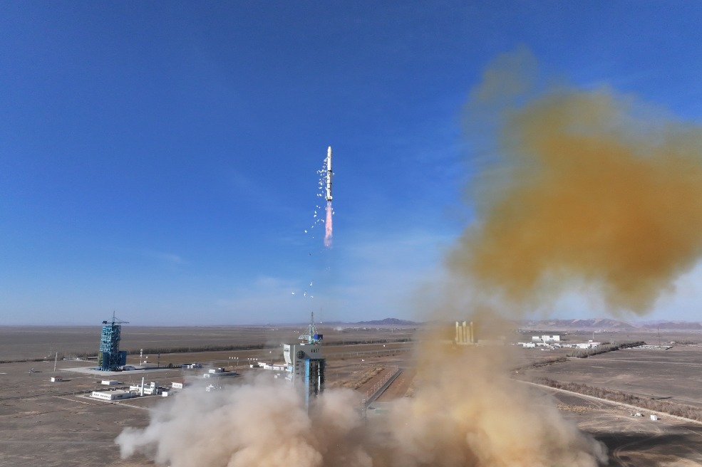 China launches remote-sensing satellite for Algeria