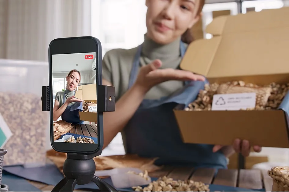 UAE to promote content creation as full-time career, grow number of influencers