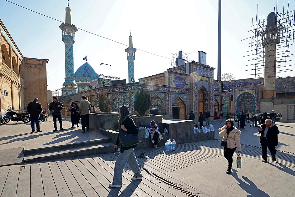 Iran army adds 1,000 new drones, vows ‘crushing response’ to any invasion