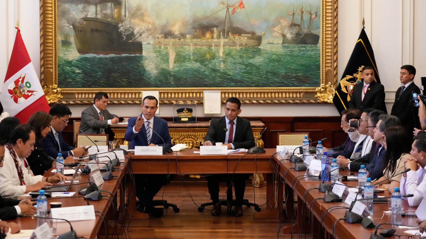 Peru’s interim president faces calls for removal over unregistered meetings with Chinese businessmen