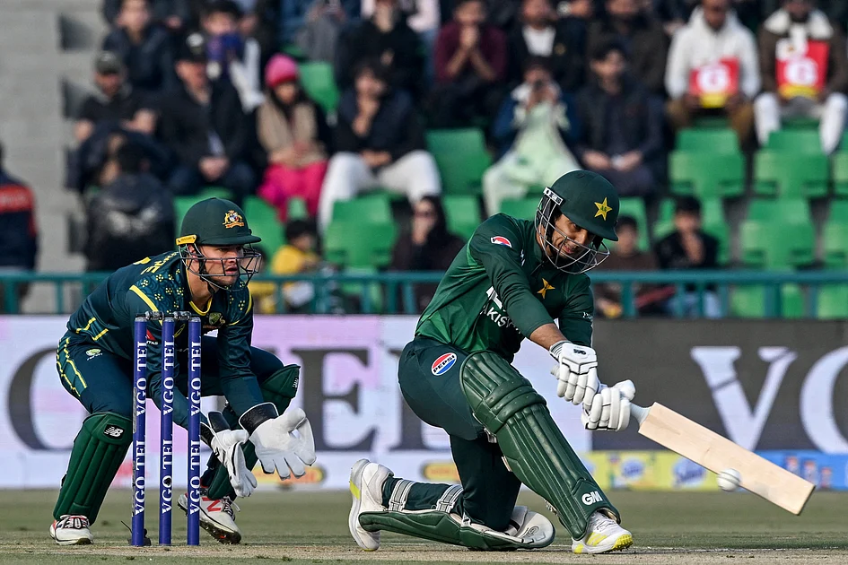 Pakistan win after all-rounder Ayub sinks Australia