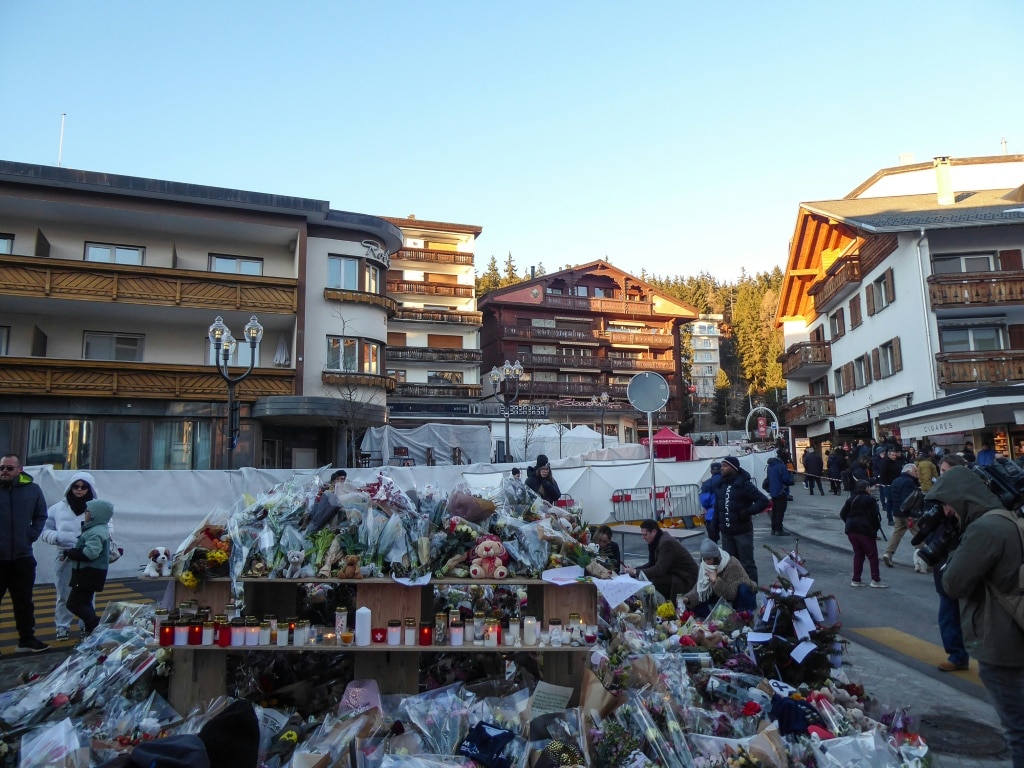 Crans-Montana’s ski tourism continues, in shadow of Swiss tragedy