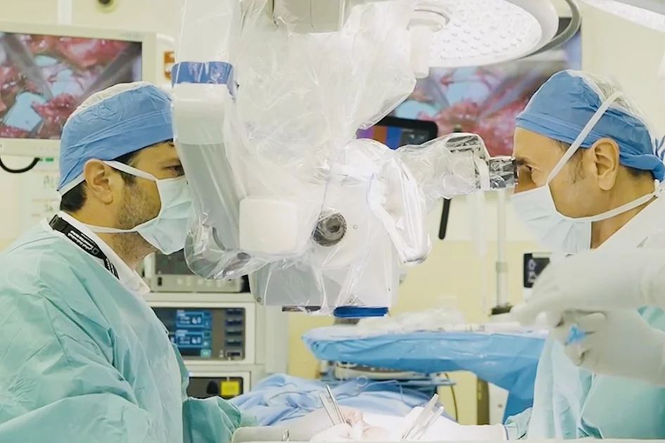 UAE hospital performs first robotic breast cancer reconstruction surgery