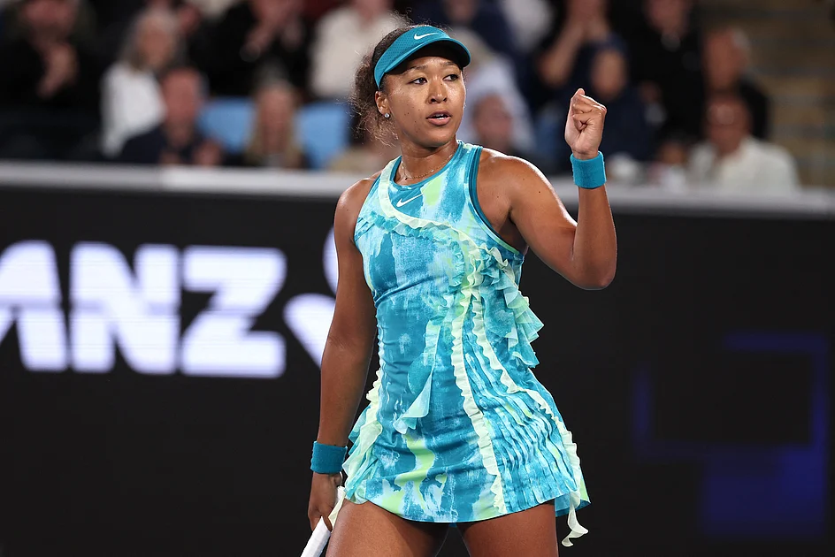 Osaka tones down outfit and beats Cirstea to reach Australian Open third round