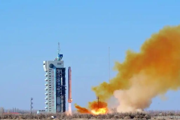 China launches satellite for Algeria