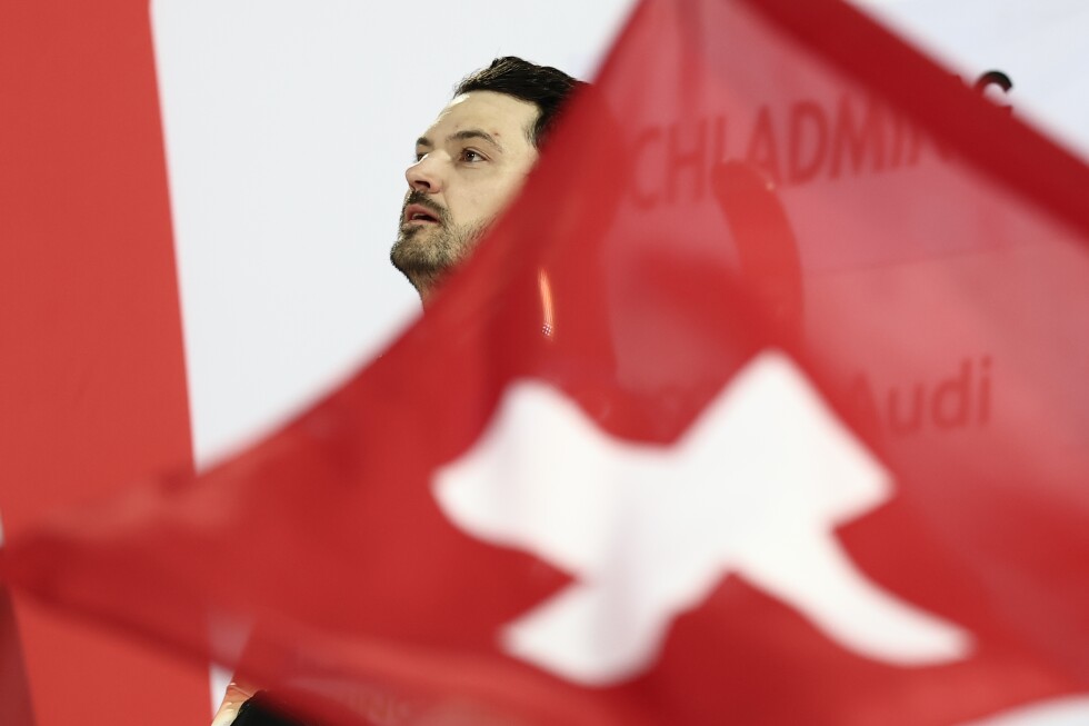 Swiss skier Meillard wins last GS before Olympics and denies Pinheiro Braathen 2nd win for Brazil