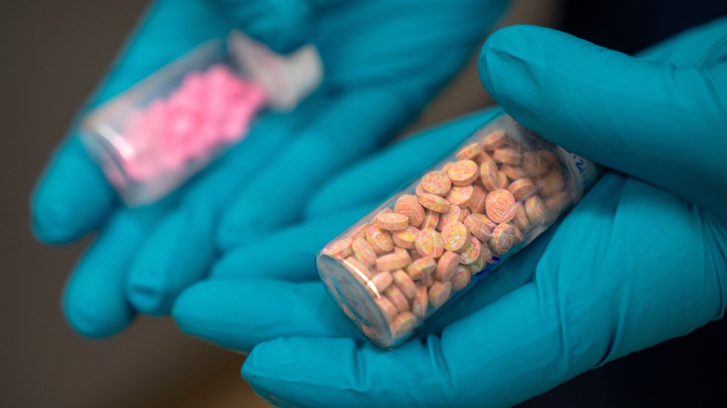 US overdose deaths fell through most of 2025, federal data reveals