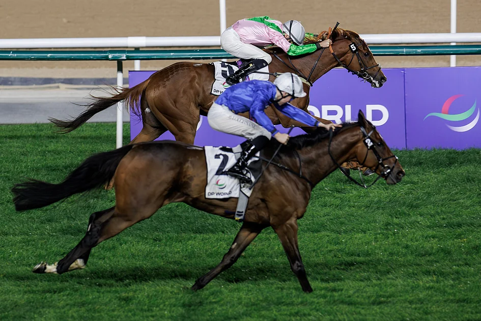 International raiders rock Meydan on dramatic night of upsets at the racing Carnival