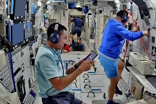 China’s Shenzhou XXI astronauts in good health, science goals on track after 3 months in space