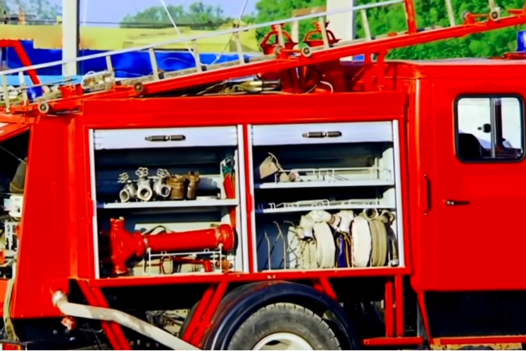 Six firefighters dead after fall from cliff