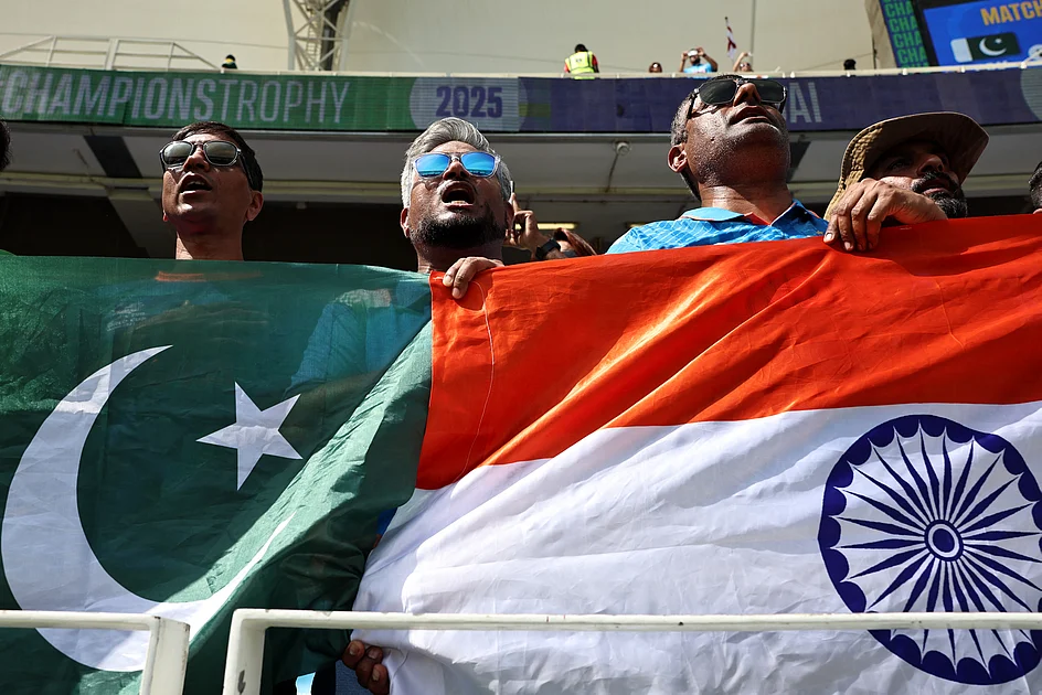 UAE cricket fans shell out up to Dh7,000 to watch India-Pakistan match in Colombo