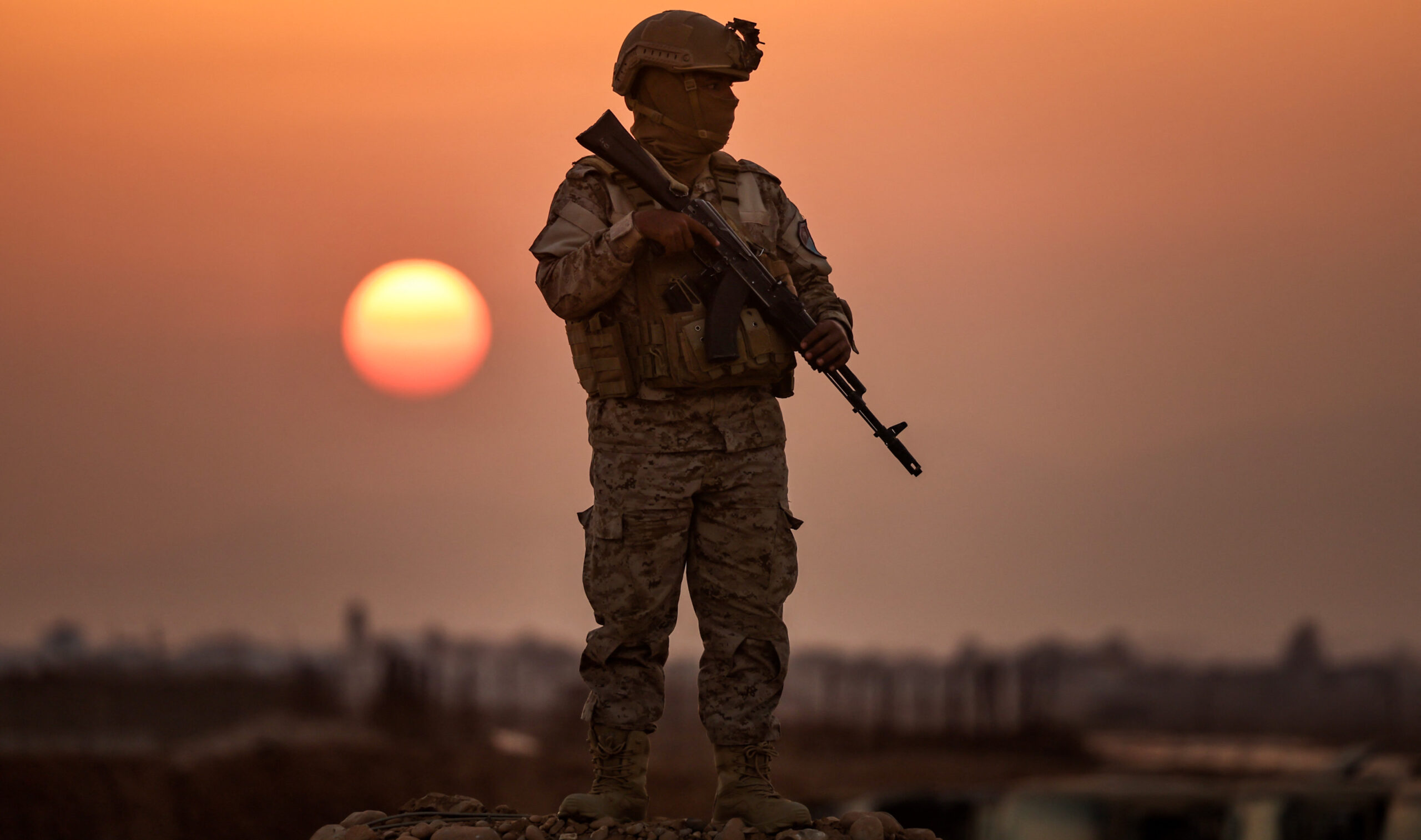 Elite Yemeni fighters swap allegiances from UAE to Saudi Arabia