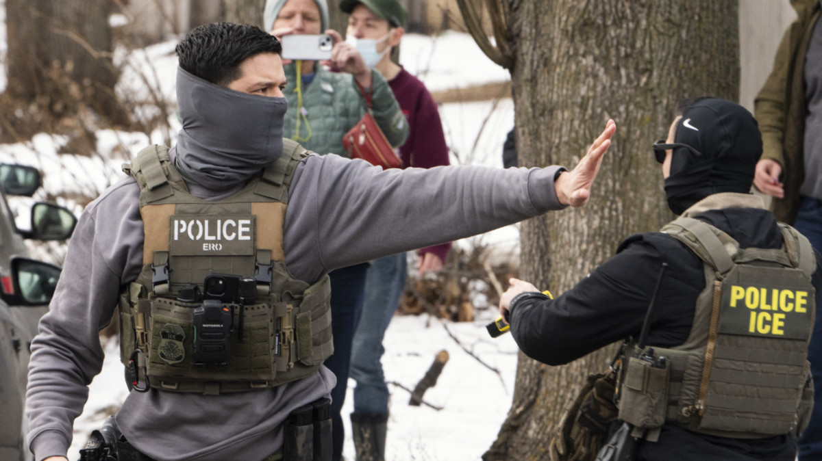 Trump administration gives ICE power to indefinitely detain legal refugees in US