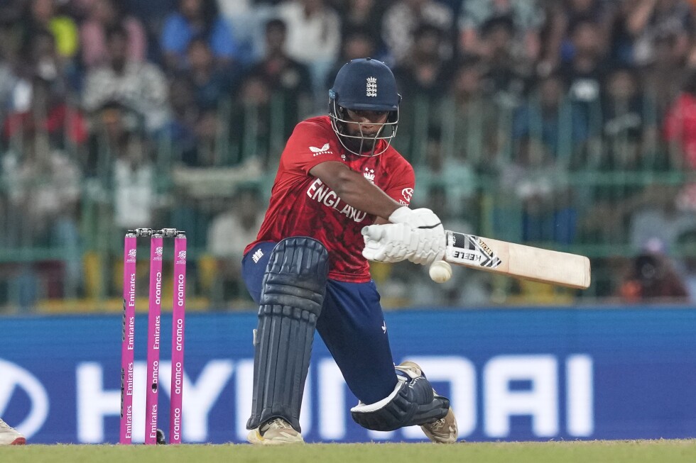 Ahmed comes in from the cold to spark England win over New Zealand at T20 World Cup