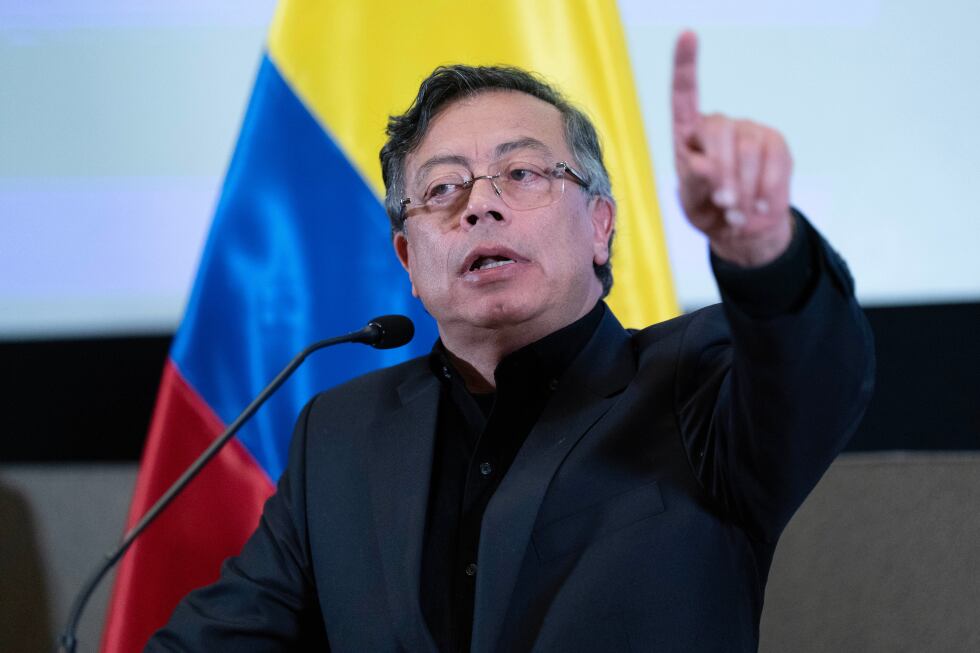 Colombian prosecutors plan to press charges against national oil company president