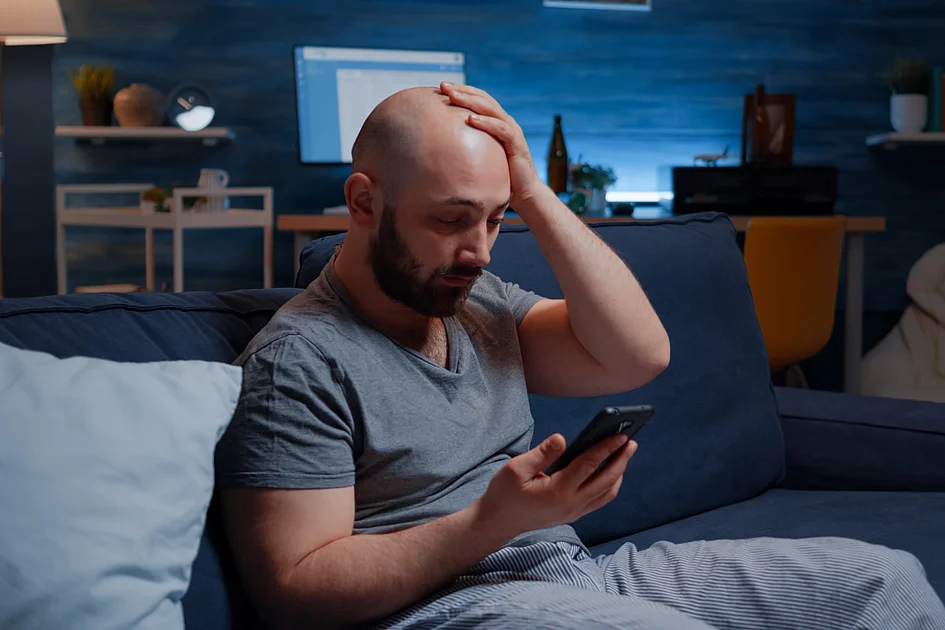 Is dopamine fasting key to doomscrolling and online addiction?