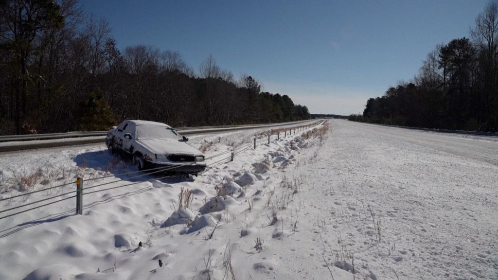 Watch: North Carolina hit with historic snowstorm