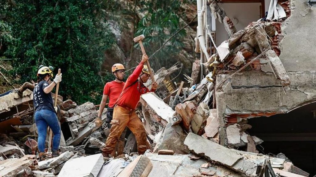 Brazil floods: ‘I saw people trapped in their homes crying for help’